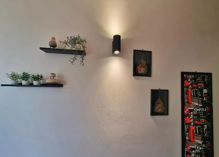 Al Vecchio Carrubo - Lovely 2-Rooms House & Patio